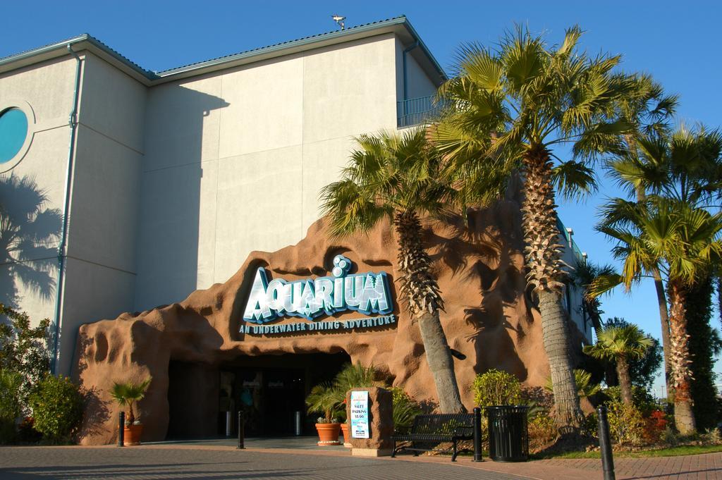 Boardwalk Inn Kemah Exterior foto